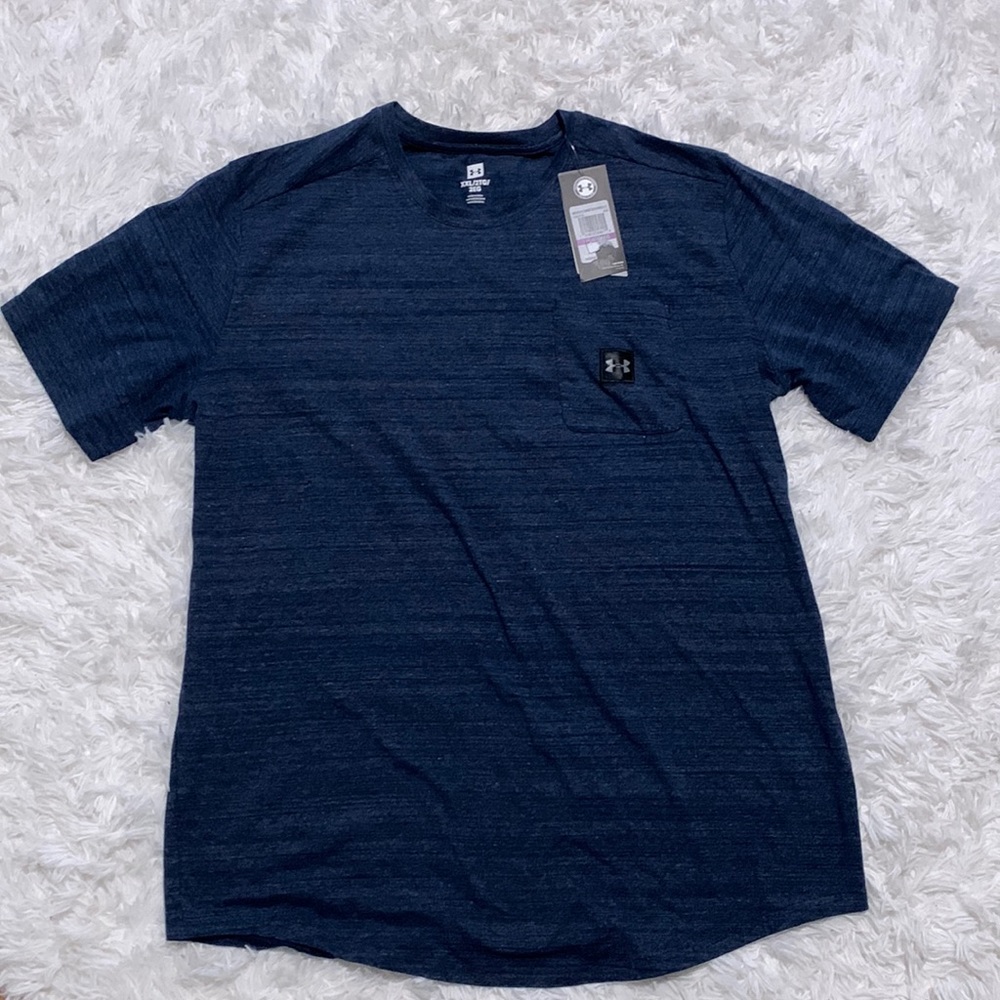 NWT - Under Armor Men’s Short Sleeve T-Shirt